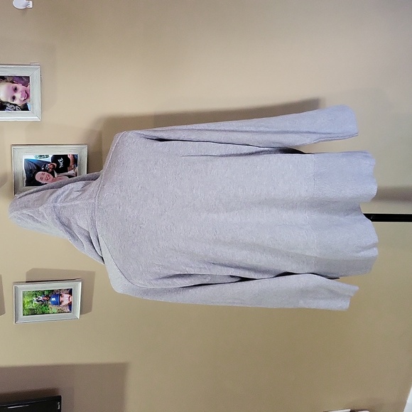 Tommy Bahama Hoodie - Picture 5 of 9